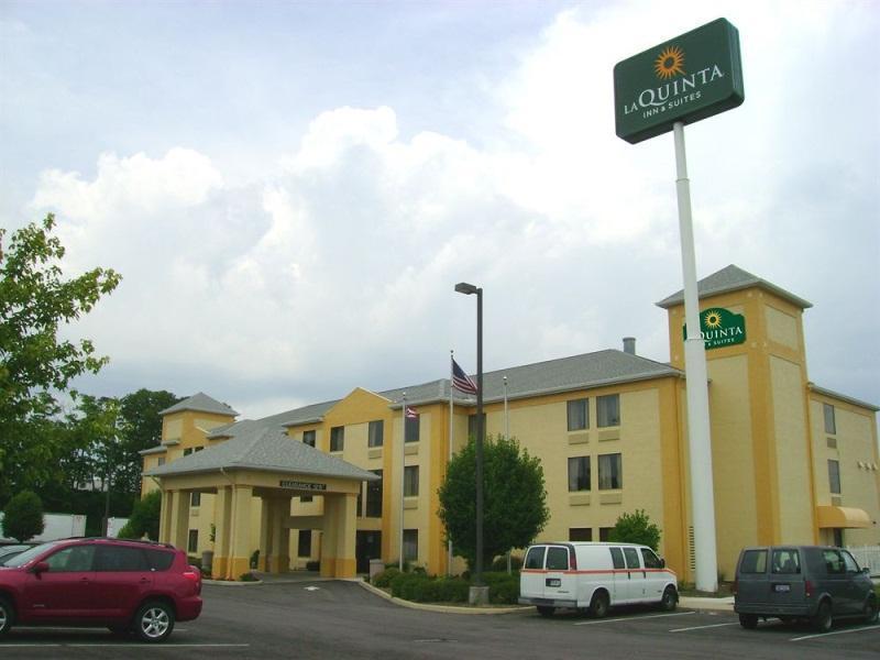 Holiday Inn Express Hotel & Suites Tipp City By Ihg Exterior foto
