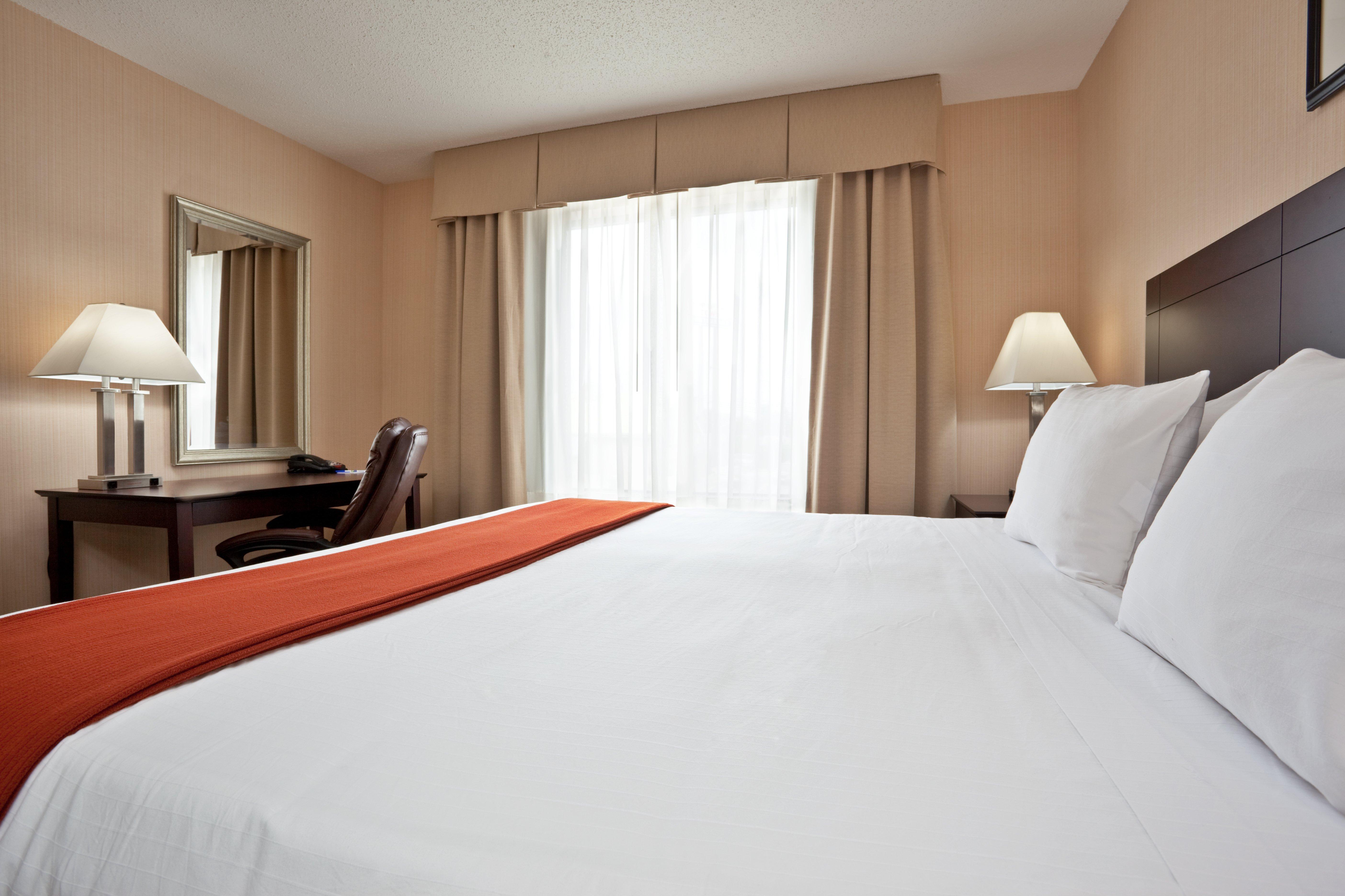 Holiday Inn Express Hotel & Suites Tipp City By Ihg Exterior foto
